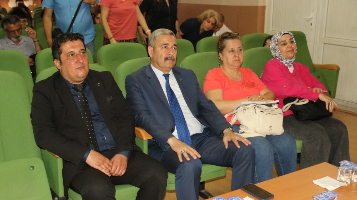 EĞİTİME ADANMIŞ BİR ÖMÜR